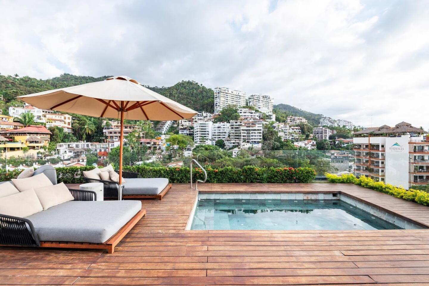 Sail View 105 Vallarta, Ocean View Apartment Puerto Vallarta